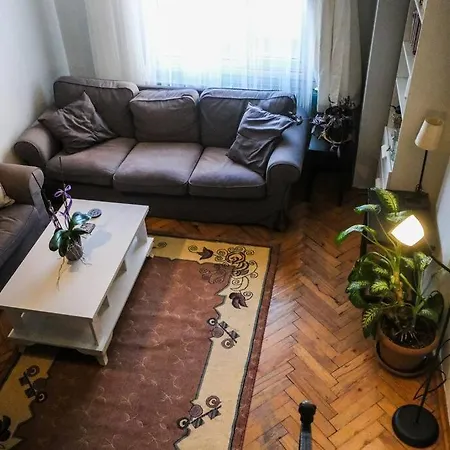 Apartment Private In Dublex House, Central Location Istanbul